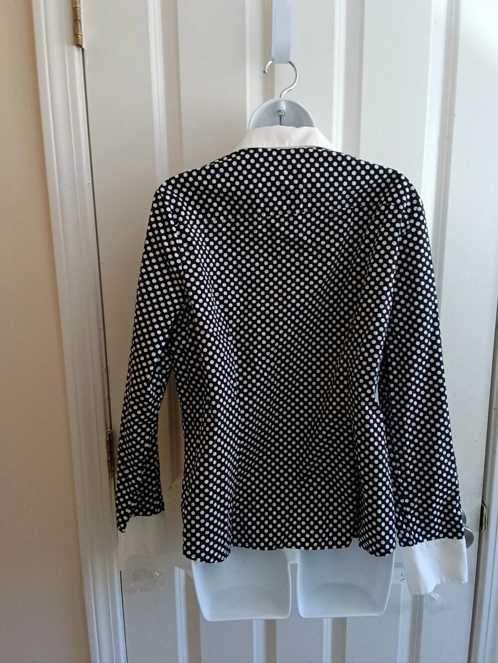 ANNE KLEIN Black Polka Dot Blouse with Red Trim SIZE 14 - Picture 6 of 7